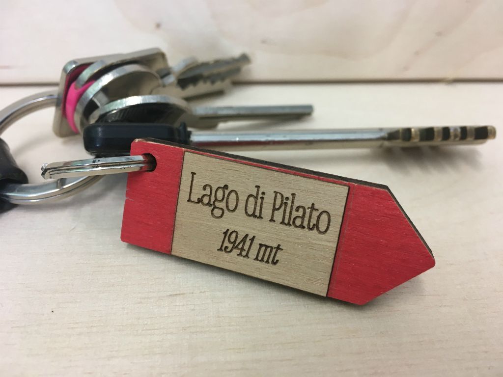 Portachiavi in Legno Trekking dei Monti Sibillini - 100% Made in Italy